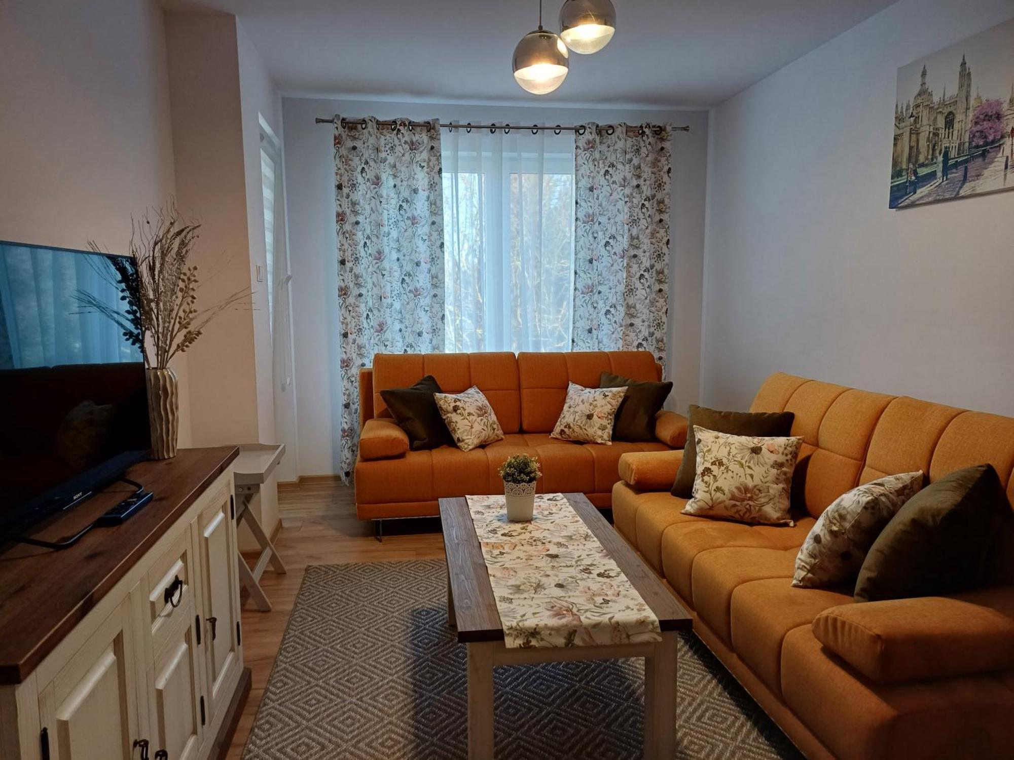 Spring & Summer Apartments Polanki Park 코워브제크 외부 사진