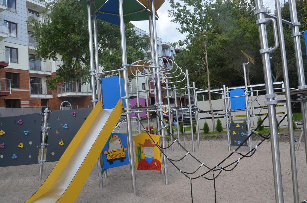 Spring & Summer Apartments Polanki Park 코워브제크 외부 사진
