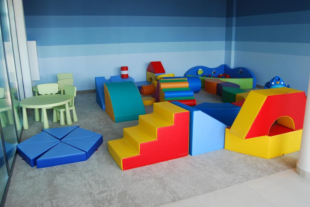 Spring & Summer Apartments Polanki Park 코워브제크 외부 사진