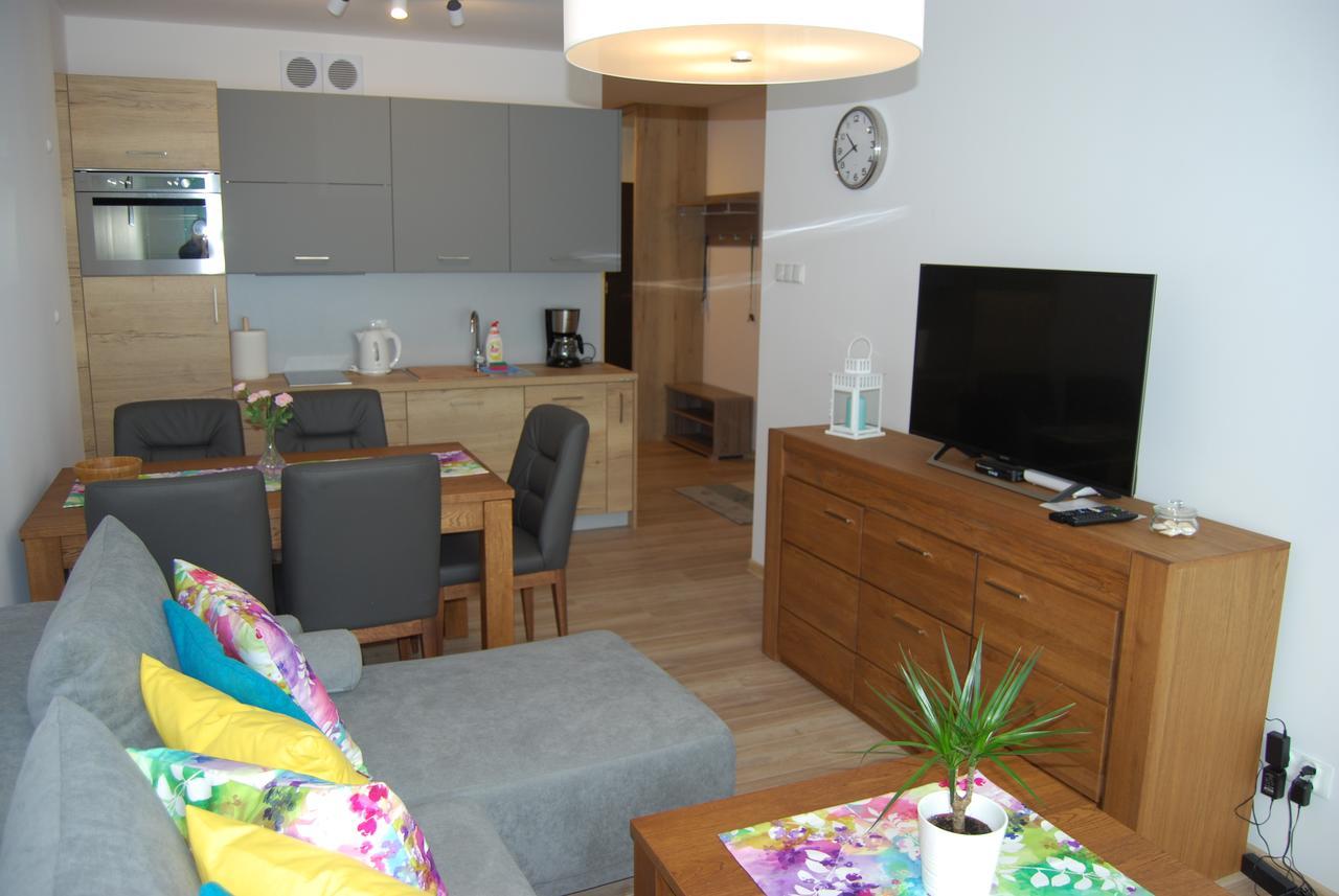 Spring & Summer Apartments Polanki Park 코워브제크 외부 사진
